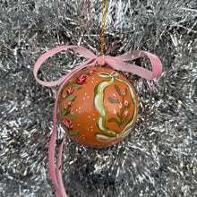 Load image into Gallery viewer, 2025 Ornament No.17
