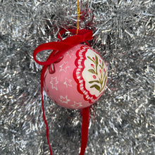Load image into Gallery viewer, 2025 Ornament No.14