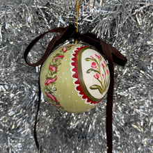 Load image into Gallery viewer, 2025 Ornament No.18